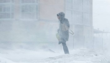 Z Atlantiku se řítí obří sněhová bouře. Pásmo je dlouhé 800 kilometrů