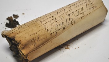 Při opravě v Litoměřicích našli staré listiny. Experty zaujal zvláštní vzkaz
