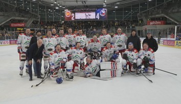 Hokejové legendy zase spolu, Hašek po 10 letech v brance. Sledujte na Nova Sport