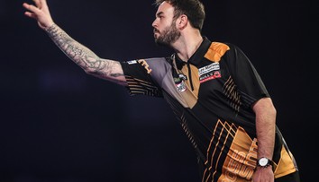 Ross Smith se těší na de Sousu, O'Connor zdolal Zonnevelda