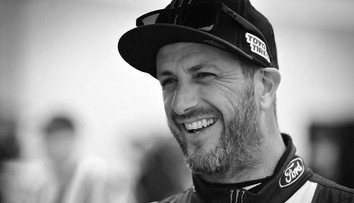 Zemřel Ken Block. Legendu rallycrossu zavalil sněžný skútr