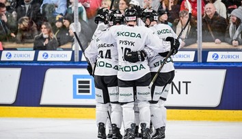 Hokejová Sparta si spravila chuť. Na Spengler Cupu porazila Finy