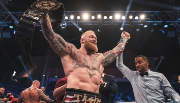 Obři srovnali rivalitu v ringu, Hora z Hry o trůny soupeře poslal dvakrát k zemi