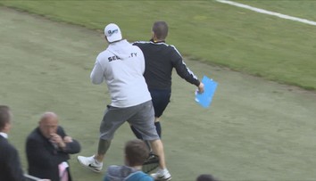 Ostuda v českém fotbale! Sudí byl při zápase opilý VIDEO