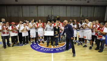 Basketbalisté Nymburka pomáhají!