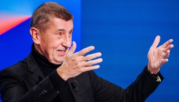 Ministři se chystají na prázdniny. Babiš prozradil cenu svých plavek