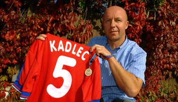 Čechů si v Lauternu vážili, vzpomíná Kadlec. Jací byli Ballack či Brehme?