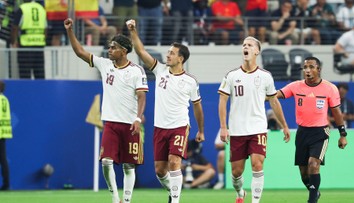 Francie–⁠⁠⁠⁠⁠⁠Španělsko ON-LINE: Les Bleus jsou na ručník! Španělé navyšují vedení