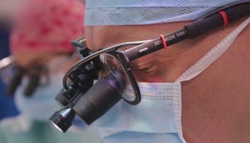 Revoluce v medicíně: Lékaři pacientovi transplantovali 3D tištěnou rohovku