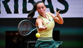 Češky v Praze září. Valentová nadělila soupeřce kanára, dál jde i Nosková