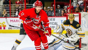 Veterán NHL se po roční odmlce vrací mezi elitu. Zahraje si se svým bratrem