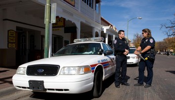 Policistům v USA ujížděl v kradeném autě dvanáctiletý chlapec