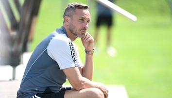 Sparta stále hledá trenéra. Míří do zahraničí, zatím bez úspěchu