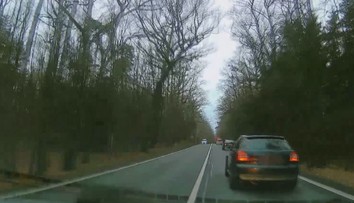 Řidič na Orlickoústecku ujížděl před policisty dvoustovkou, neměl řidičák