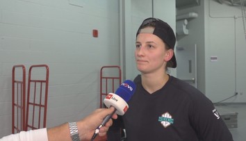 Kaltounková si zvyká na PWHL: Je to blázinec. Rodičům dopřeje premiéru na NHL