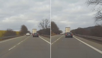Blázen za volantem: Předjížděl přes plnou, vytlačil auto v protisměru