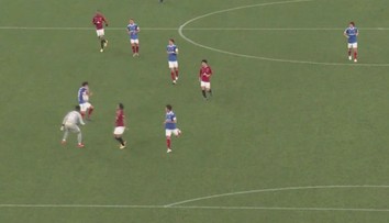 Borec na konec: V japonské lize padl kuriózní vlastní gól