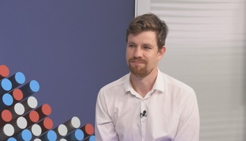 U větrných elektráren nenesou slepice a další bizáry: Snaha štvát lidi proti sobě, říká expert