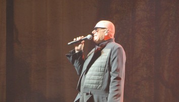 Jiří Korn nadchl diváky. Na vyprodaném koncertě představil novinku