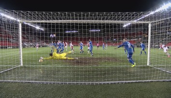 Zákrok sezony, ne-li historie! Celý svět žasne nad brankářem Rangers