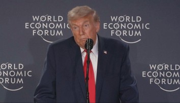Trump ohledně Grónska bere zpátečku. Dohodl se s NATO