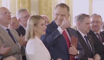 Polský prezident Nawrocki se ujal funkce. K vládě budu tvrdý, slíbil