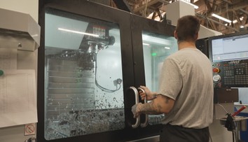 Nejprestižnější práce za mřížemi. Vězni vyrábějí součástky do letadel