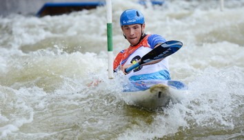 Skvělý Prskavec ovládl ve Veltrusech i druhý závod a je blíž olympiádě!