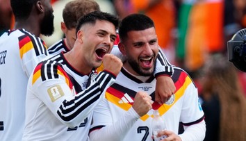 Německo–Paraguay ON-LINE: Německo plní roli velkého favorita. Musiala jen na lavičce