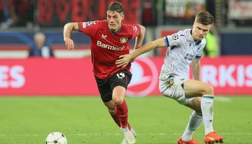 Leverkusen si zahraje Evropskou ligu. Bayern byl ve skupině stoprocentní