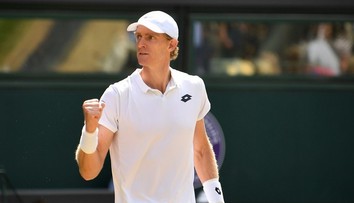 Zápas trval skoro 7 hodin: Bitvu o finále vyhrál Kevin Anderson!