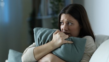 Žena za skříní objevila tajnou místnost. To, co v ní našla, ji šokovalo
