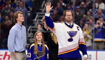 Pronger málem zemřel přímo na ledě. Po dvou dnech od selhání srdce opět hrál