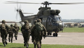 Oživíme národního ducha. Britové chtějí opět zavést povinnou vojenskou službu
