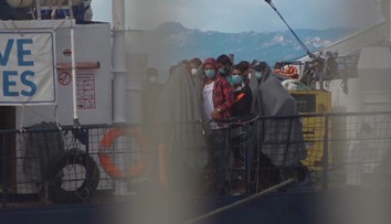 Švédsko mění svou migrační politiku, země odmítá další běžence