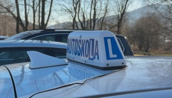 Žena uvěřila nabídce řidičáku bez autoškoly a zkoušek. Přišla o desítky tisíc korun
