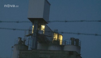 Údržbář zahynul v betonárce, když spadl do opravovaného sila