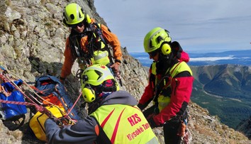 Neštěstí ve Vysokých Tatrách. Žena (†32) spadla ze 100 metrů