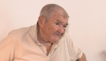 Stanislav (88) si sám nedojde ani na WC. Dostává 4 900 Kč, víc peněz mu úřad zamítl