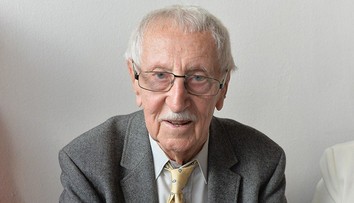 Odchod další legendy! Zemřel pohádkový dědeček Kostelka (†91)