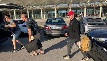 Zkontrolujte si fotky z dovolené! Možná jste v Chorvatsku potkali slavného herce