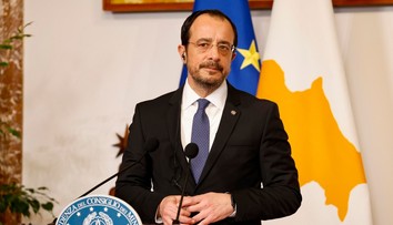 Kypr zvažuje vstup do NATO. Požádali bychom už zítra, řekl prezident
