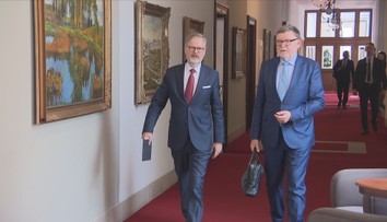 Vláda Petra Fialy ustála hlasování o vyslovení nedůvěry