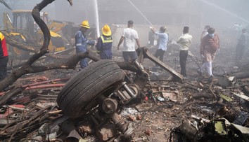 Proč šel let Air India tak rychle k zemi? Nehodu mohla způsobit vzácná porucha