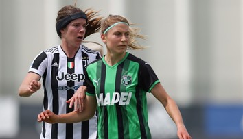 Velká pecka českých fotbalových dvojčat. Obě podepsala ve slavném klubu