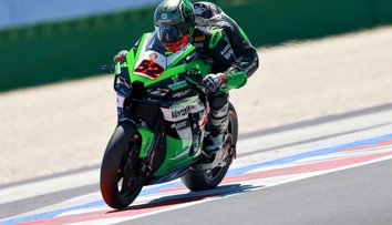 Na MS superbiků byly uděleny divoké karty, fanoušci se podívají do paddocku