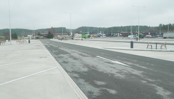 V Rozvadově otevřeli největší odpočívadlo v ČR. Přibyla místa pro 200 kamionů