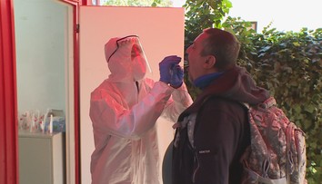 Test na Covid-19 na vlastní kůži: Hodiny ve frontě i nervy na pochodu