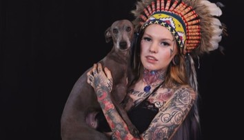 VÍKEND: Adriana miss tatoo