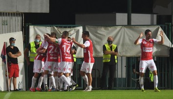 Sparta vyhořela v druhé půli s Pardubicemi. Slavia udolala Zlín